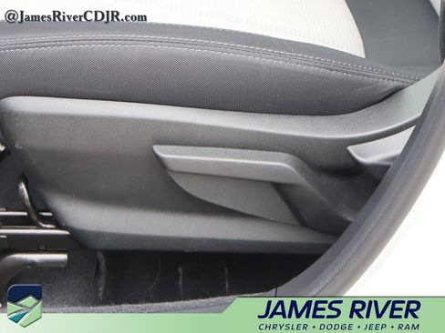 Used 2024 Subaru Forester image 23