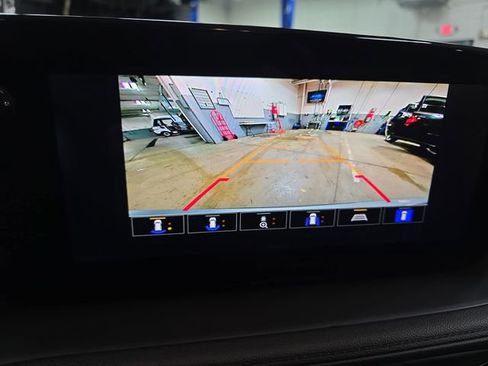 Used 2024 Buick Encore GX Avenir w/ Avenir Technology Package image 25