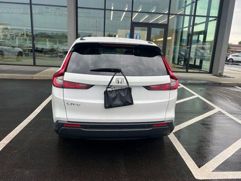 Used 2024 Honda CR-V EX-L image 8