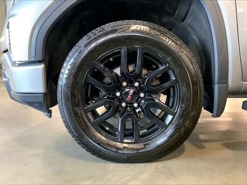 Used 2025 GMC Sierra 1500 Elevation w/ Elevation Premium Package AWD/4WD image 10