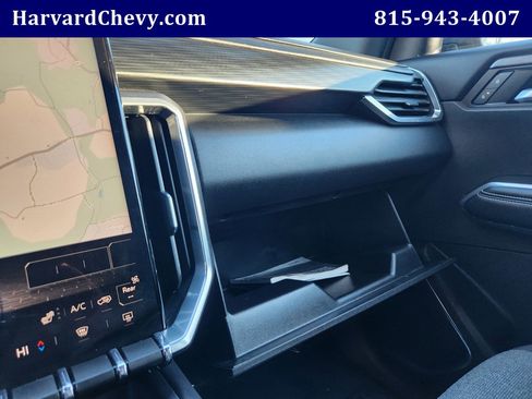 Used 2025 GMC Acadia Elevation image 14