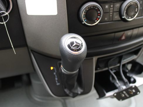 Used 2016 Mercedes-Benz Sprinter 3500 w/ Swivel Seat Package image 18