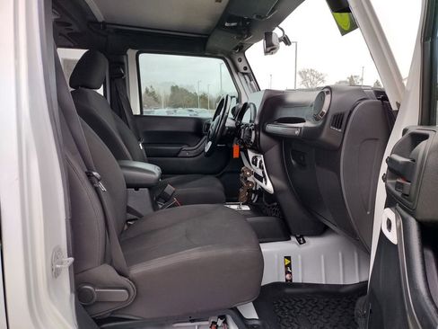 Used 2016 Jeep Wrangler Unlimited Sport w/ Quick Order Package 24S image 9