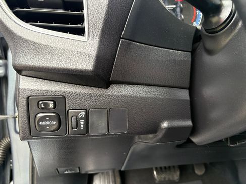 Used 2015 Toyota Corolla S image 34