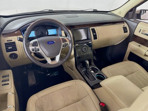 Used 2018 Ford Flex Limited w/ Equipment Group 303A AWD/4WD image 18