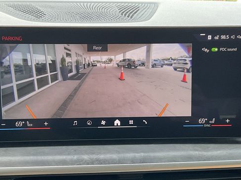 New 2026 BMW X5 sDrive40i image 18