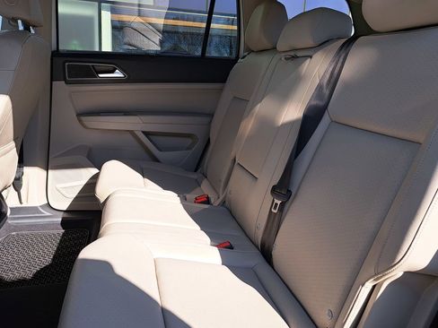 Used 2019 Volkswagen Atlas SE w/ Towing Package image 22