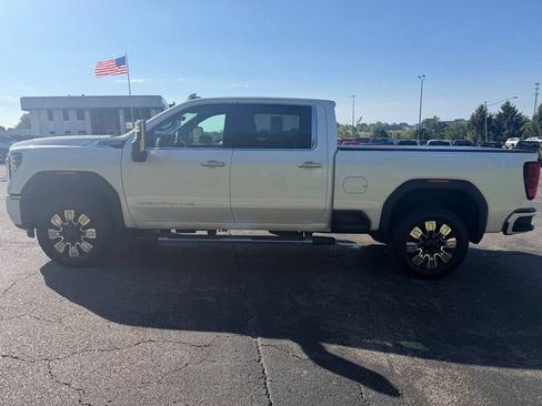 Used 2024 GMC Sierra 2500 Denali w/ Denali Reserve Package AWD/4WD image 4