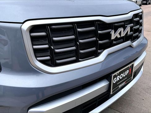 Used 2024 Kia Telluride S image 28