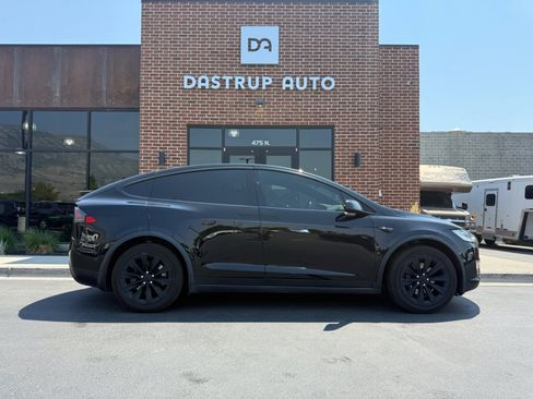 Used 2017 Tesla Model X 100D AWD/4WD image 5