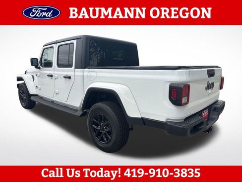 Used 2022 Jeep Gladiator Sport AWD/4WD image 8