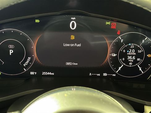 Used 2024 MAZDA CX-90 Plug-In Hybrid w/ Premium Plus AWD/4WD image 10