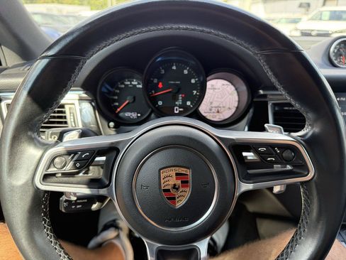 Used 2018 Porsche Macan AWD/4WD image 28