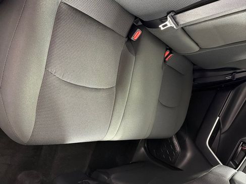 Used 2025 Toyota RAV4 LE FWD image 21