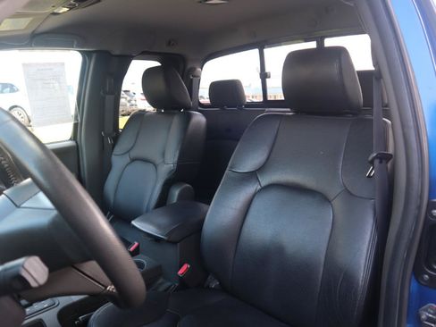 Used 2013 Nissan Frontier PRO-4X AWD/4WD image 51