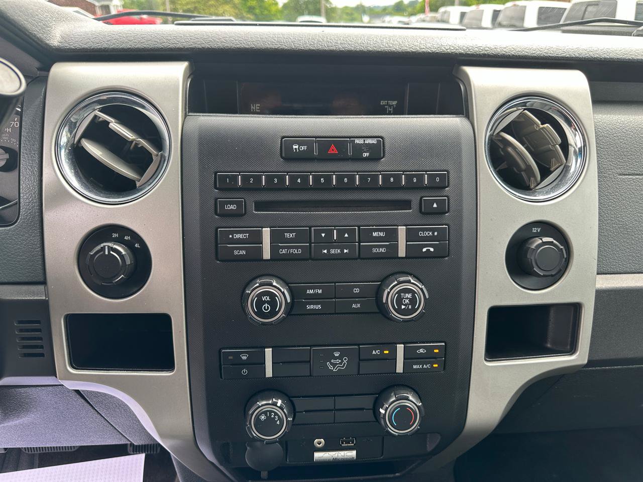 Used 2014 Ford F150 XLT AWD/4WD image 15