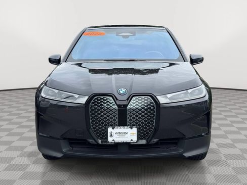 Used 2024 BMW iX xDrive50 w/ Premium Package AWD/4WD image 2