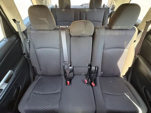 Used 2019 Dodge Journey SE FWD image 30