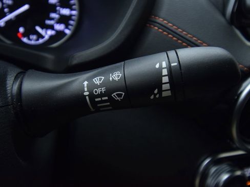 Used 2023 Nissan Sentra SR w/ Electronics Package image 26