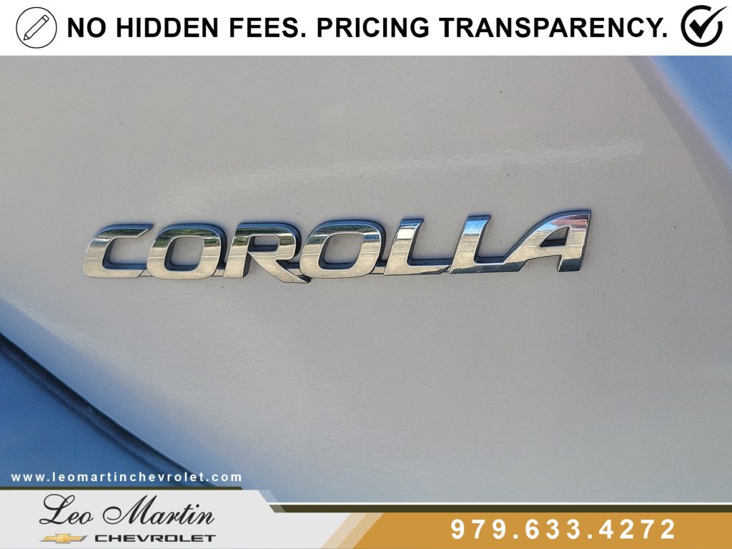 Used 2018 Toyota Corolla LE w/ LE Premium Package w/Moonroof FWD image 5