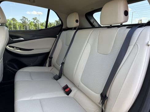 Used 2024 Buick Encore GX Preferred image 29