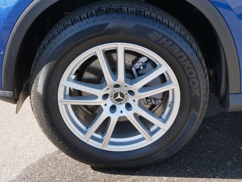 Used 2023 Mercedes-Benz GLC 300 4MATIC image 15