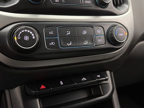 Used 2021 Chevrolet Colorado LT image 16