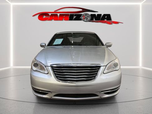 Used 2012 Chrysler 200 Touring image 2