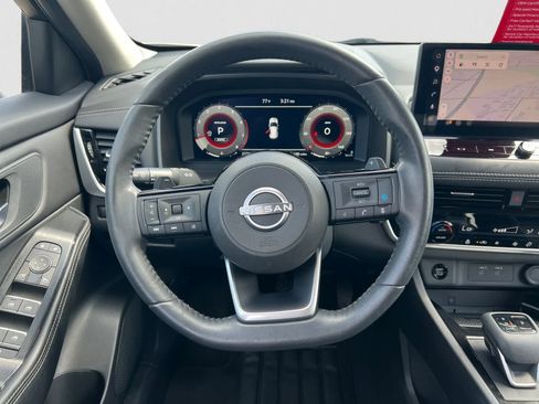 Certified 2024 Nissan Rogue SL AWD/4WD image 13