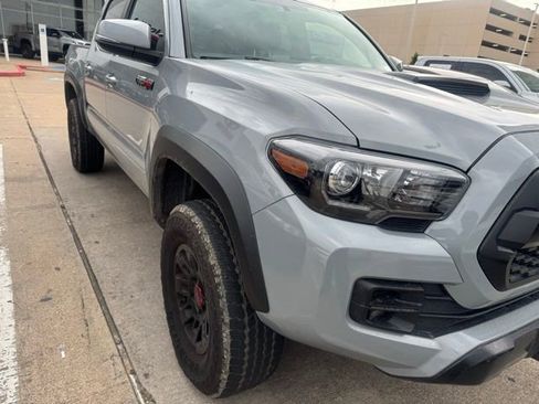 Certified 2017 Toyota Tacoma TRD Pro AWD/4WD image 6