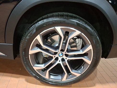 Certified 2023 BMW X6 xDrive40i w/ Premium Package image 7