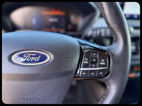 Used 2024 Ford Escape Active AWD/4WD image 23