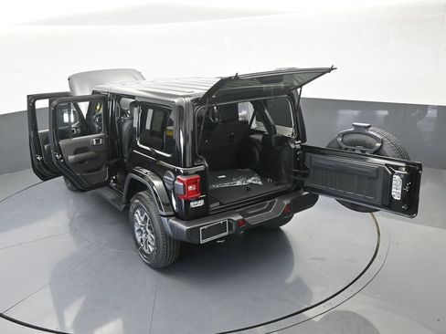 New 2026 Jeep Wrangler Sahara image 65