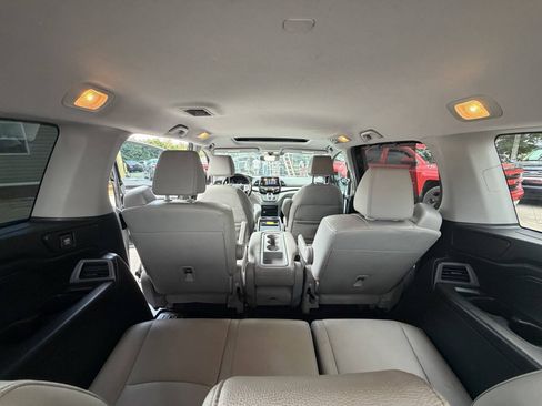 Used 2018 Honda Odyssey EX-L image 24