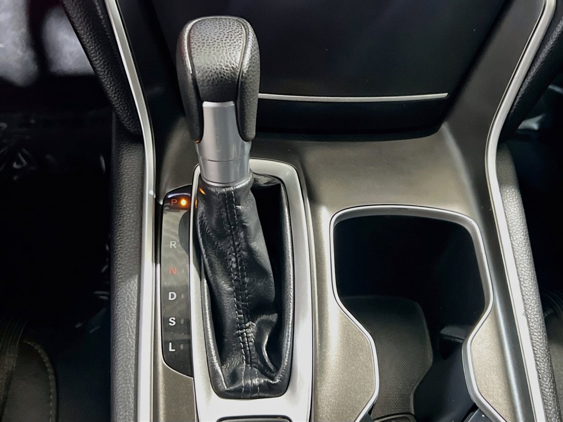 Used 2018 Honda Accord LX image 12