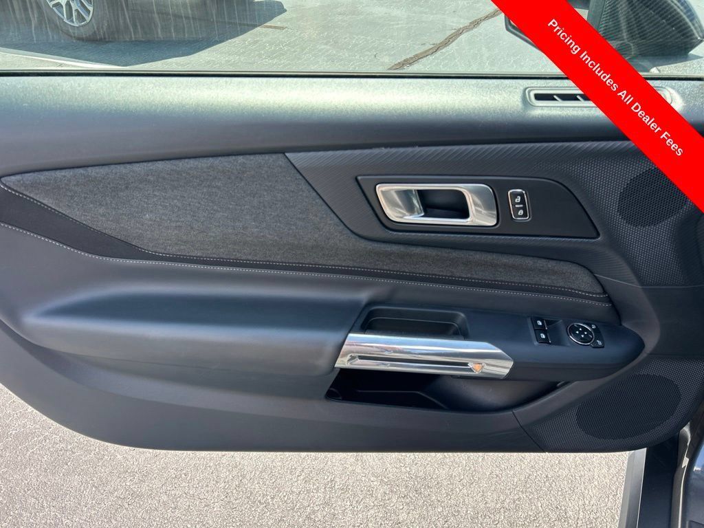 Used 2024 Ford Mustang GT RWD image 3