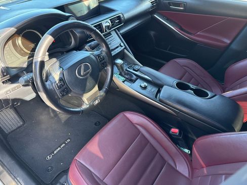 Used 2020 Lexus IS 350 F Sport w/ F Sport Package image 5