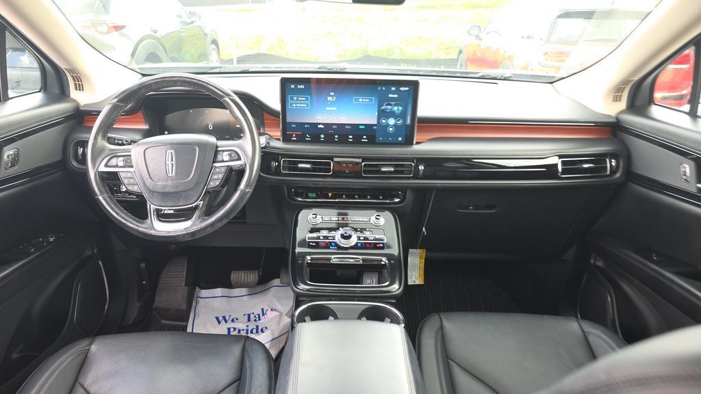 Used 2023 Lincoln Nautilus Reserve FWD image 25
