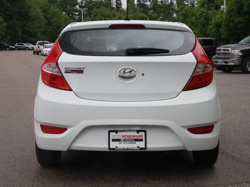 Used 2012 Hyundai Accent GS FWD image 4
