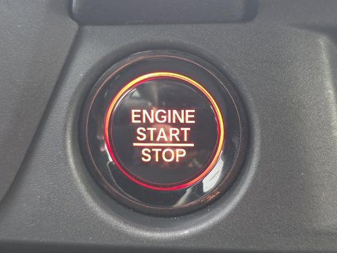 Used 2023 Honda Pilot Sport image 22