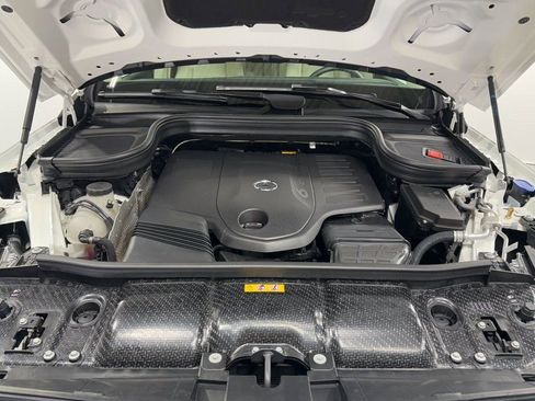 Certified 2025 Mercedes-Benz GLS 450 GLS 450 image 37