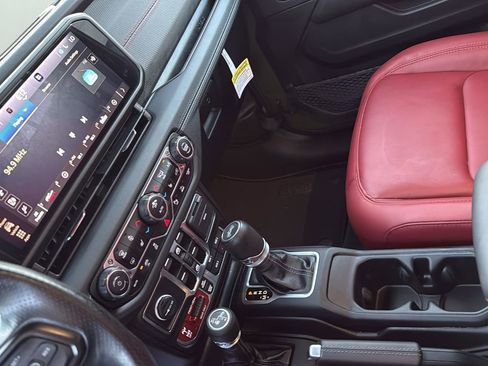 Used 2024 Jeep Wrangler Unlimited Rubicon 392 image 21