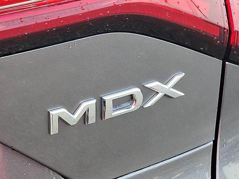 Used 2024 Acura MDX SH-AWD w/ Technology Package image 30