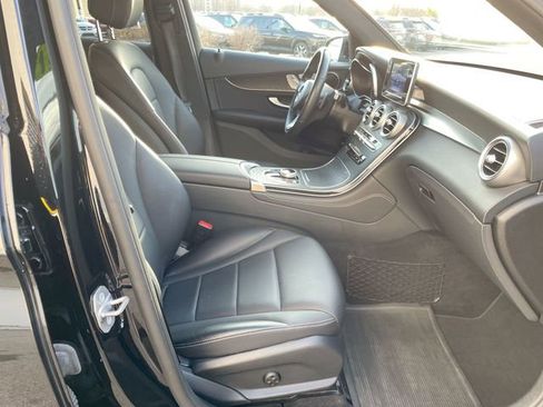 Used 2018 Mercedes-Benz GLC 300 4MATIC image 16
