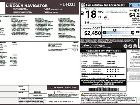 Used 2023 Lincoln Navigator Reserve AWD/4WD image 3