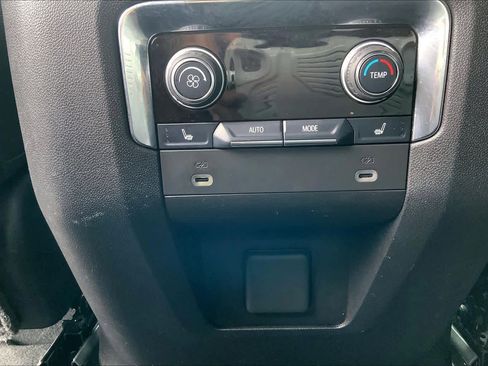 Used 2021 Chevrolet Tahoe Z71 w/ Z71 Signature Package image 68