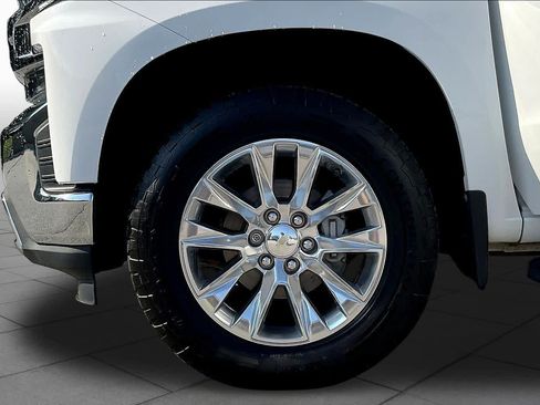 Used 2020 Chevrolet Silverado 1500 LTZ w/ LTZ Plus Package AWD/4WD image 11