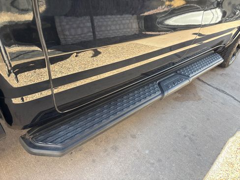 Used 2021 RAM 1500 Laramie image 9