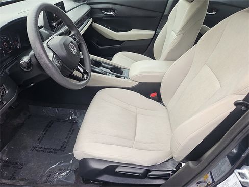 Used 2023 Honda Accord LX image 25