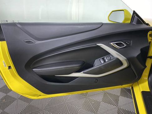 Certified 2018 Chevrolet Camaro SS RWD image 11
